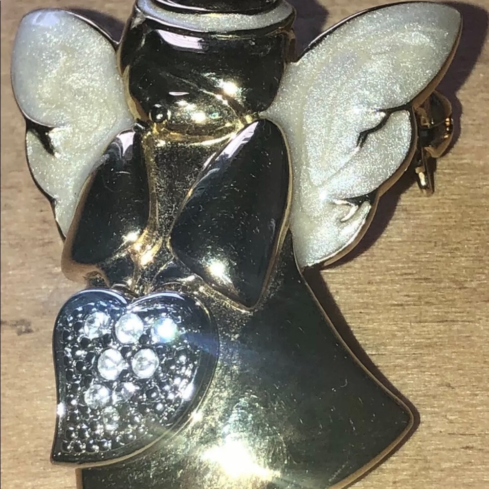 1980’s Gold-tone ANGEL BROOCH Rhinestone Silver-Tone Heart-Cream ENAMEL WINGS